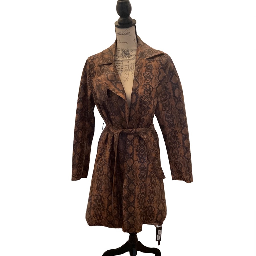 Womens jacket NWT